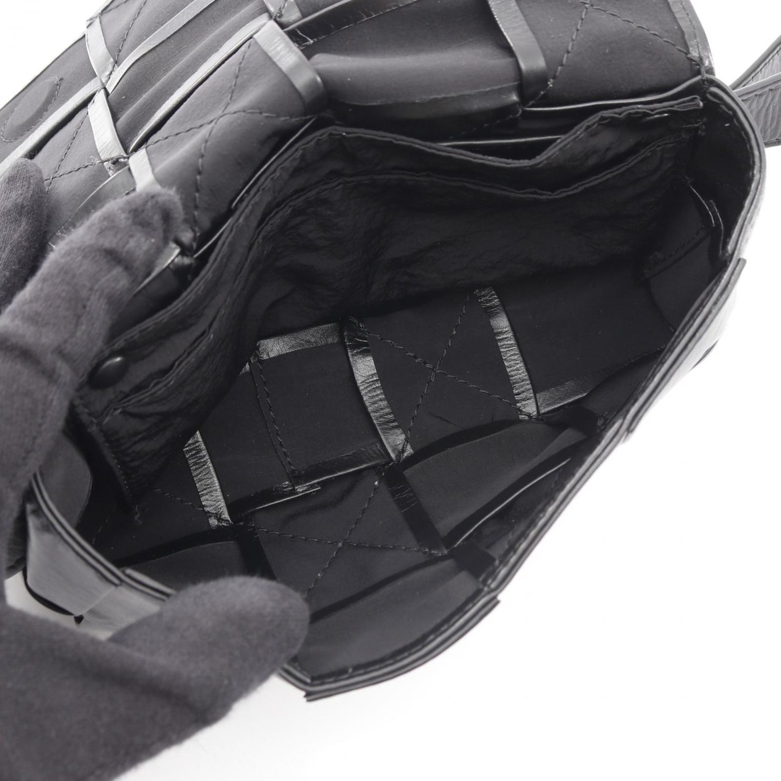 ボッテガヴェネタ　カセット　ベルトバッグ　ボディバッグ　ウェストバッグ　黒 ボッテガヴェネタ BOTTEGA VENETA ウエストバッグ ボディバッグ