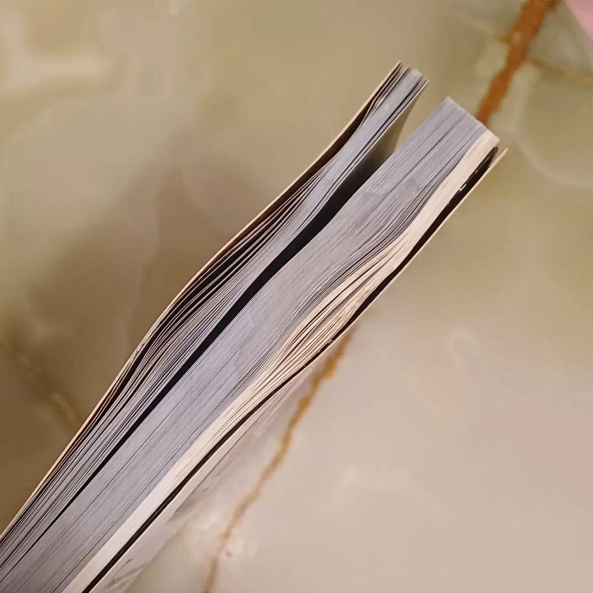 プロトタイプ公式ガイド BOOK プロトタイプ公式ガイド | BOOK - メルカリ Book