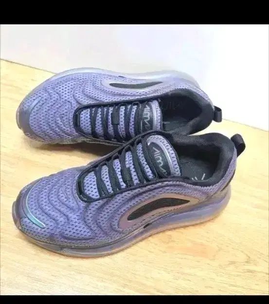 エアマックス 720