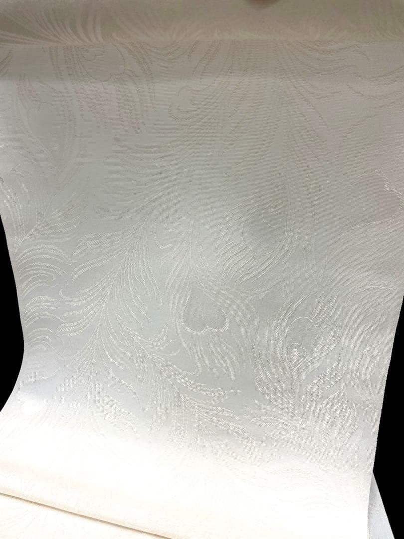 白生地 金通し 紋意匠 孔雀の羽 着尺 正絹 反物 白生地 金通し 紋意匠 孔雀の羽 着尺 正絹 反物