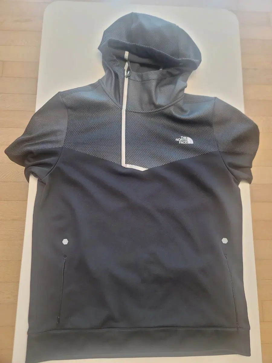 THE NORTH FACE ザノースフェイス フーディー L
