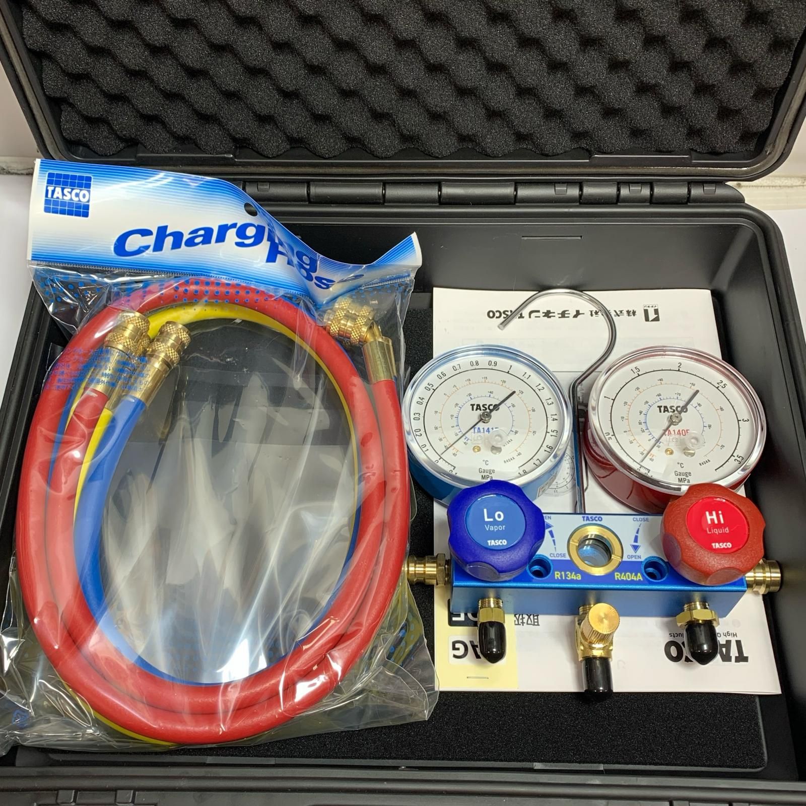 ♭♭イチネンTASCO ゲージマニホールド ケースにややヨゴレあり TA126-1