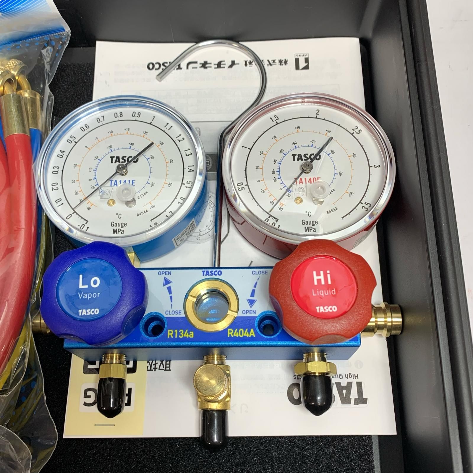 ♭♭イチネンTASCO ゲージマニホールド ケースにややヨゴレあり TA126-1