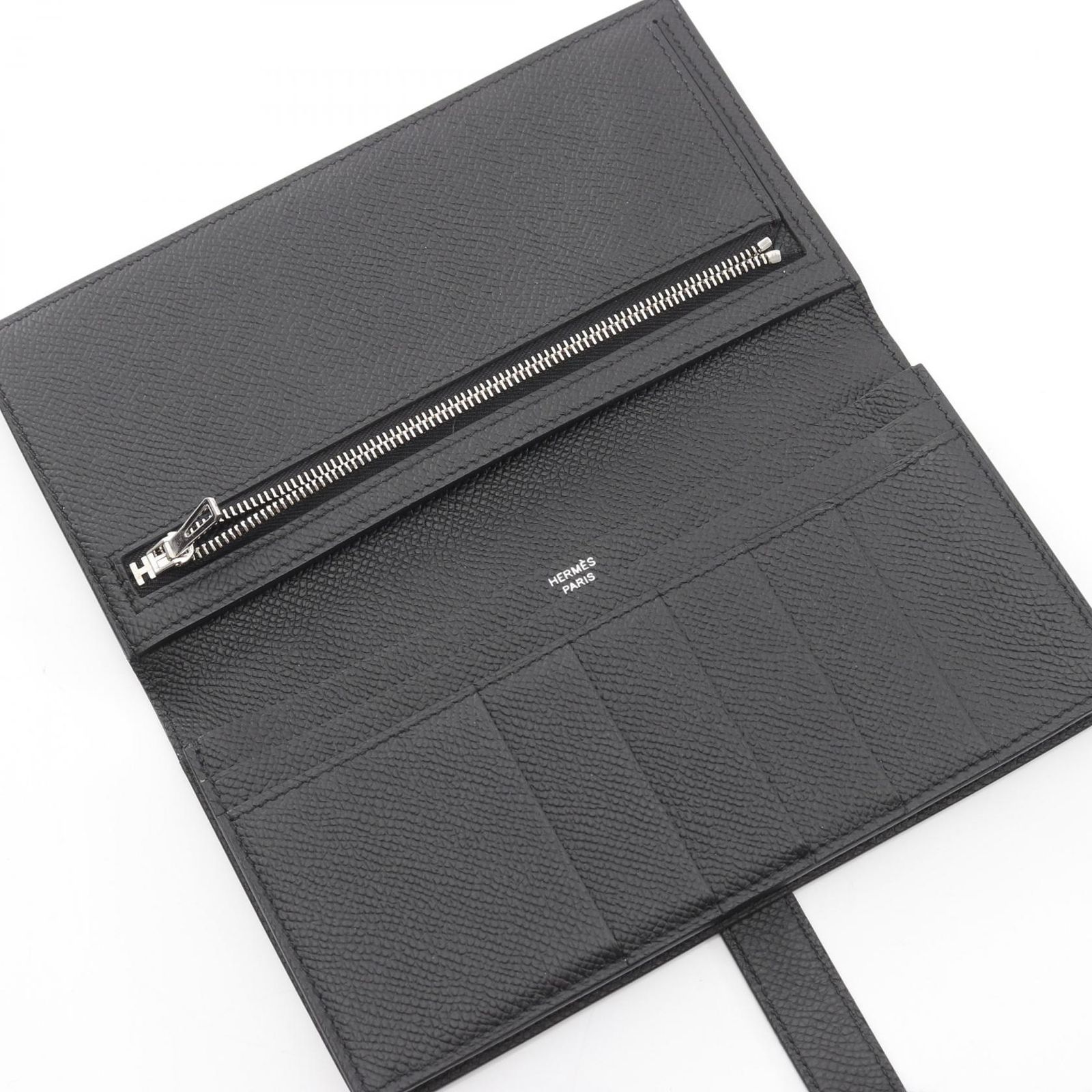 二つ折り長財布