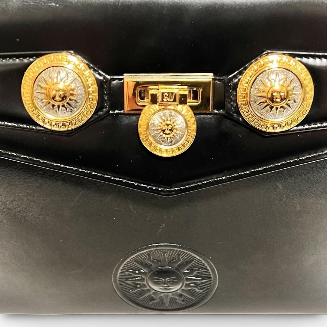 美品 VERSACE ヴェルサーチ バニティ ハンドバッグ サンバースト レザー ジャンニヴェルサーチェ サンバースト レザー ハンドバッグ ブリーフ