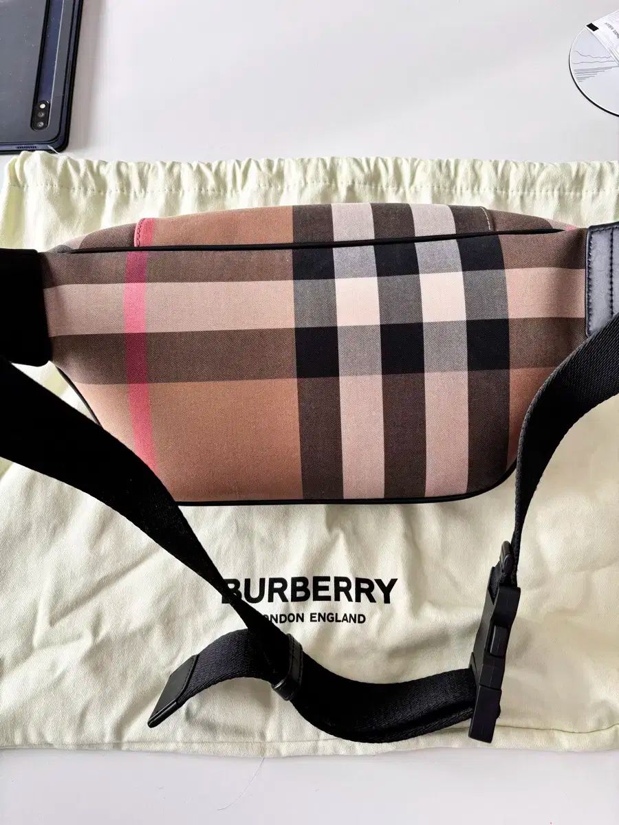 バーバリー チェック クロスバック