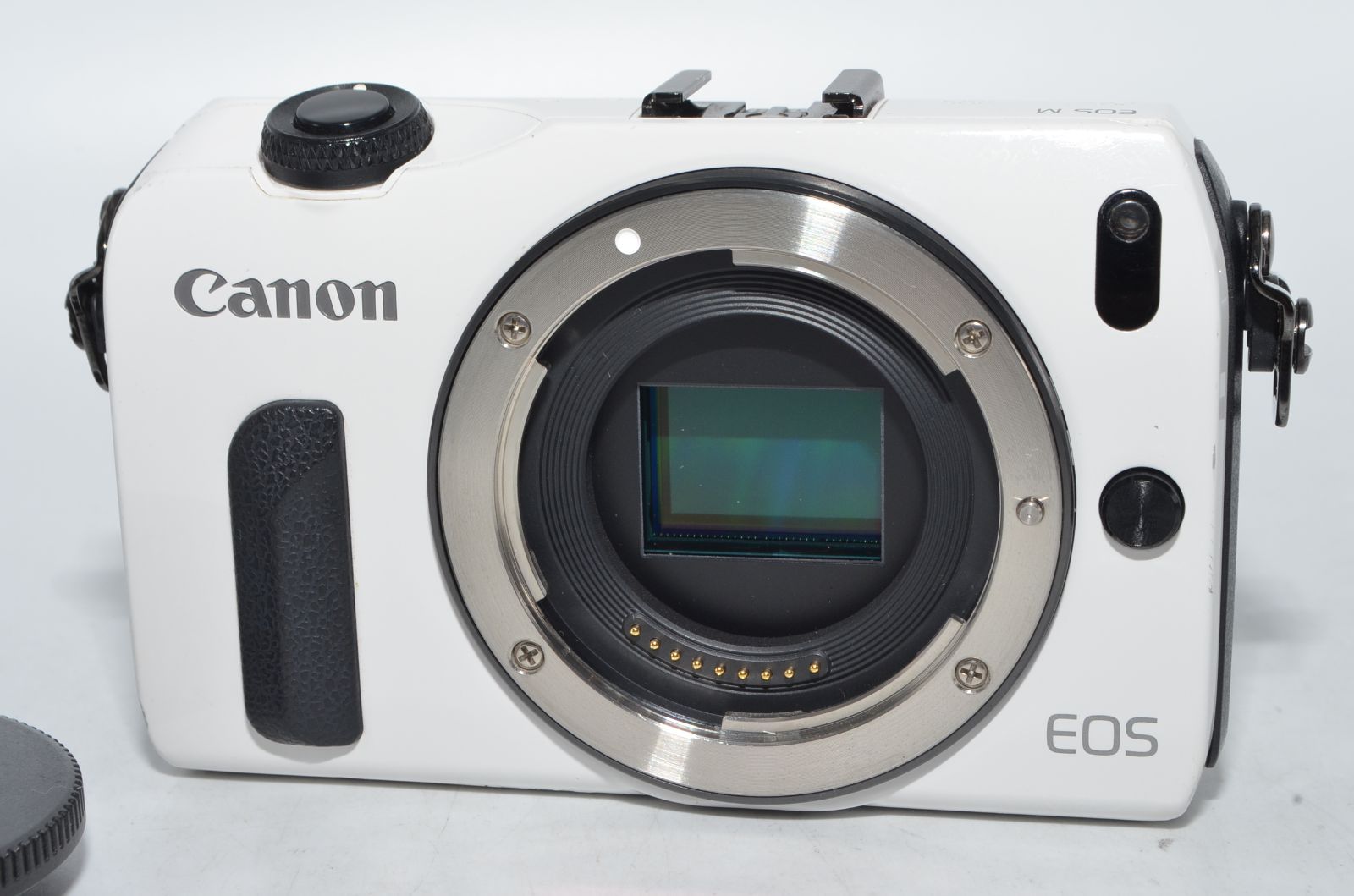 ミラーレス一眼カメラ EOS