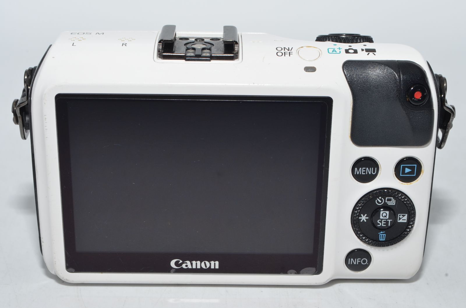 251000 Canon ミラーレス一眼カメラ EOS M レンズキット EF-M18-55mm F3.5-5.6 IS STM付属 ホワイト EOSMWH-18-55ISSTMLK