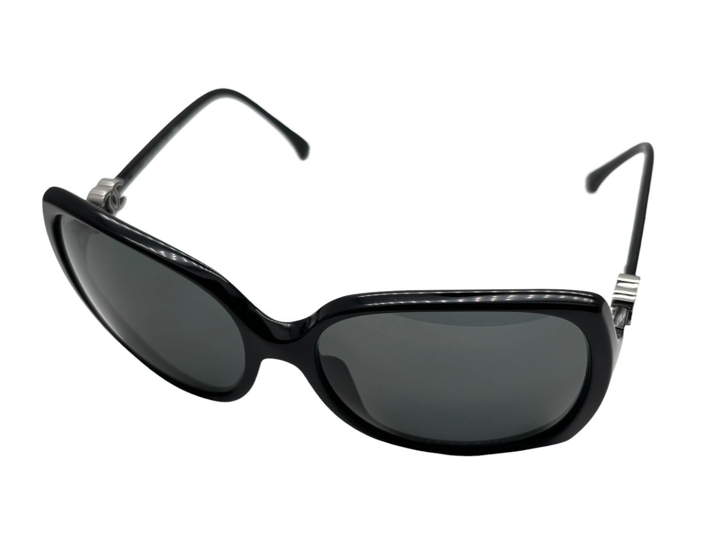 商品説明もしっかり。 CHANEL シャネル サングラス ココマーク ハート 5216-A メタル ブラック シルバー金具 サイズ61◻︎16 4b007581