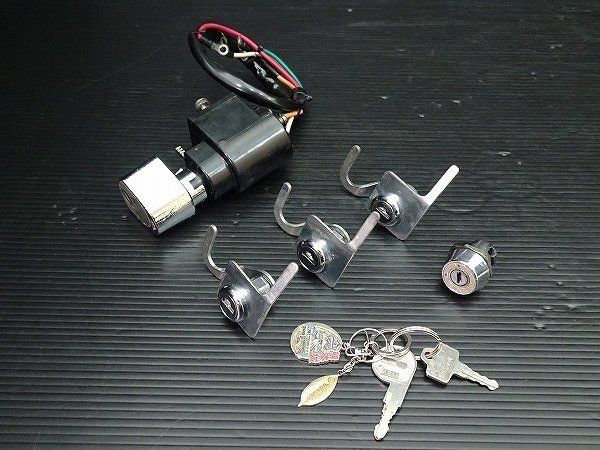 ハーレー 1991年式 エボ ウルトラ 1340 キーセット バイク パーツ 部品 HD AR 120