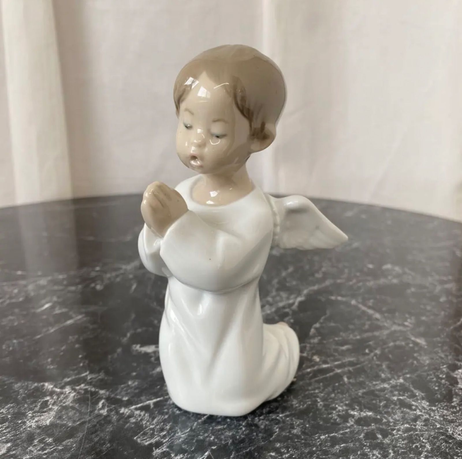 リヤドロ LLADRO 可愛いお祈り 祈る天使 4538 - メルカリ