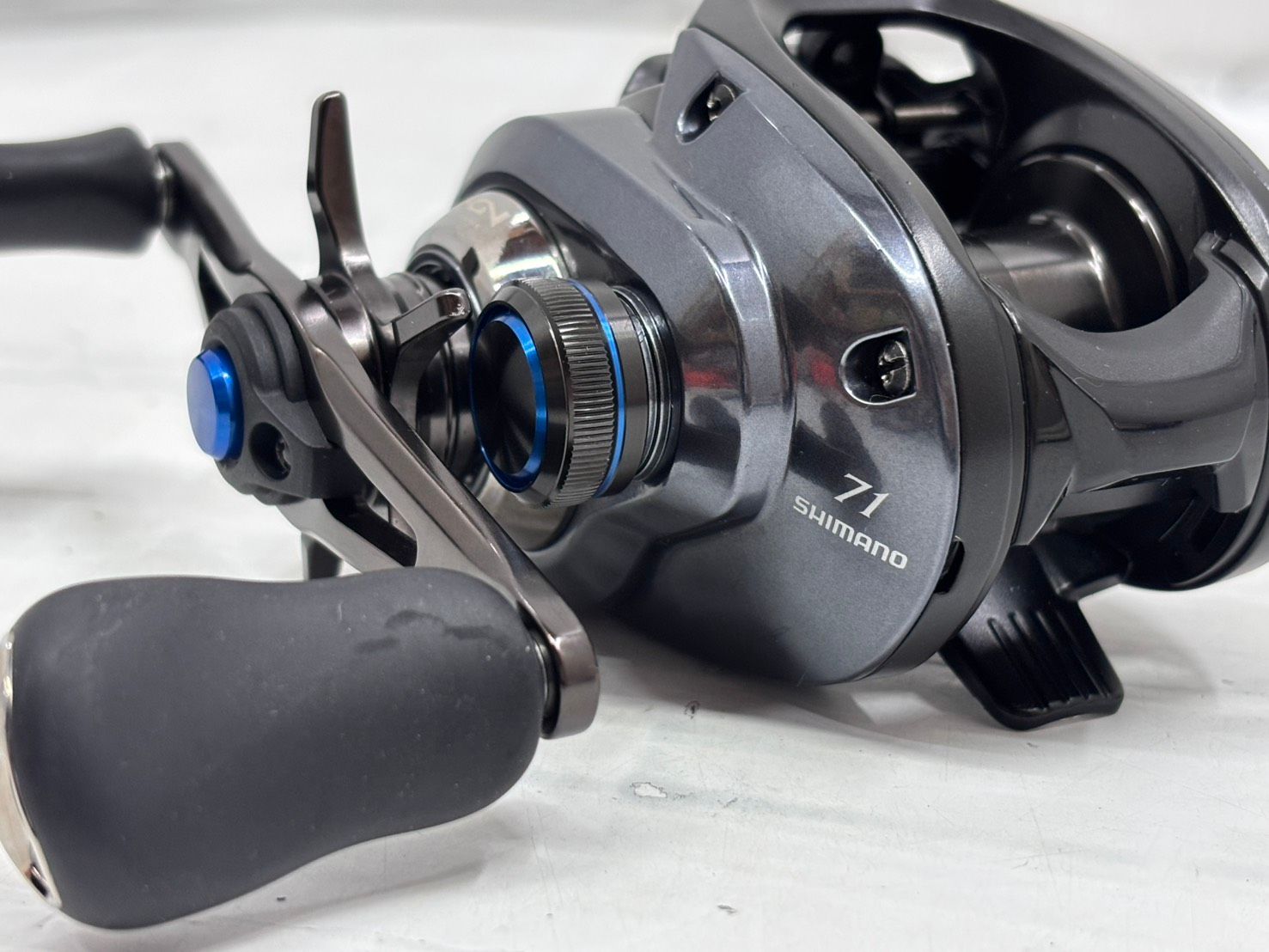 h9981 SHIMANO シマノ ベイトリール SLX DC 71 リール 釣具 フィッシング