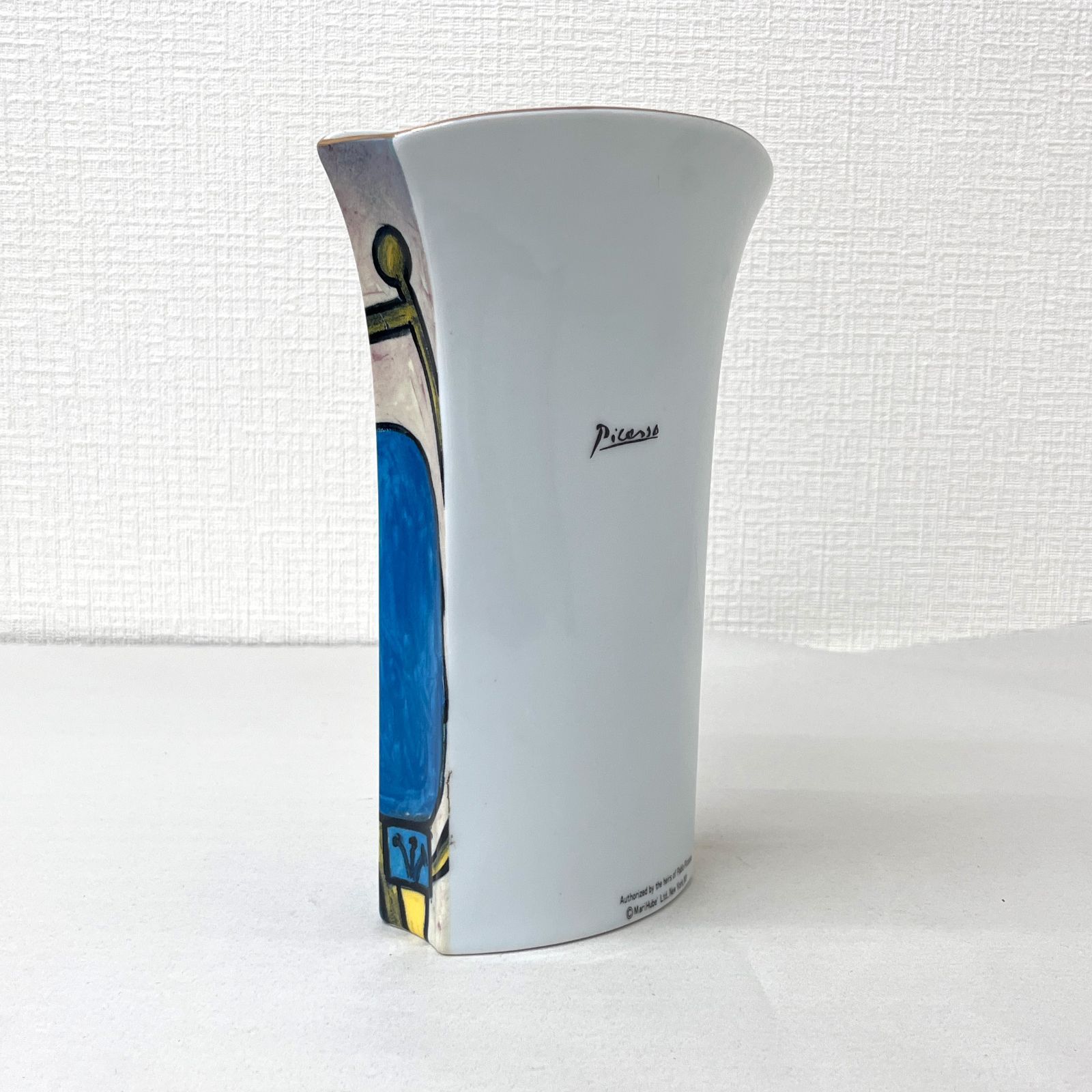 アウトレット】ピカソ フラワーベース 青いバラと座る少女 花瓶 花器