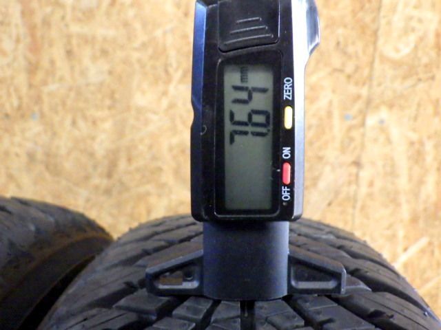 L 309 E 製造 約9部山 BluEarth 4 S AW 21 155 65 R 14 2本