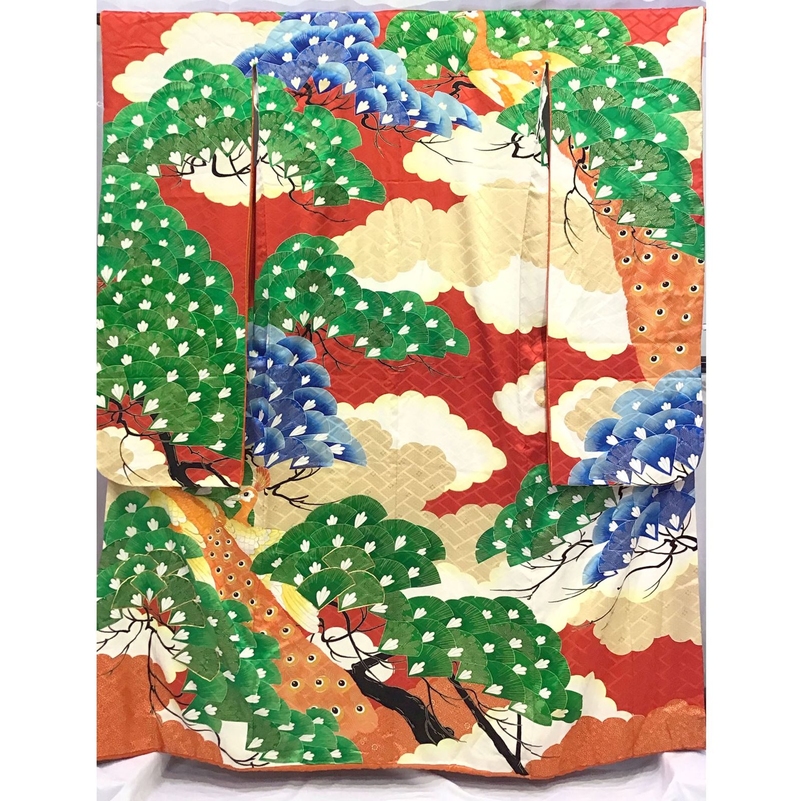 着物 引き振袖 孔雀 松 赤系地 No.200701-1675 梱包サイズ80