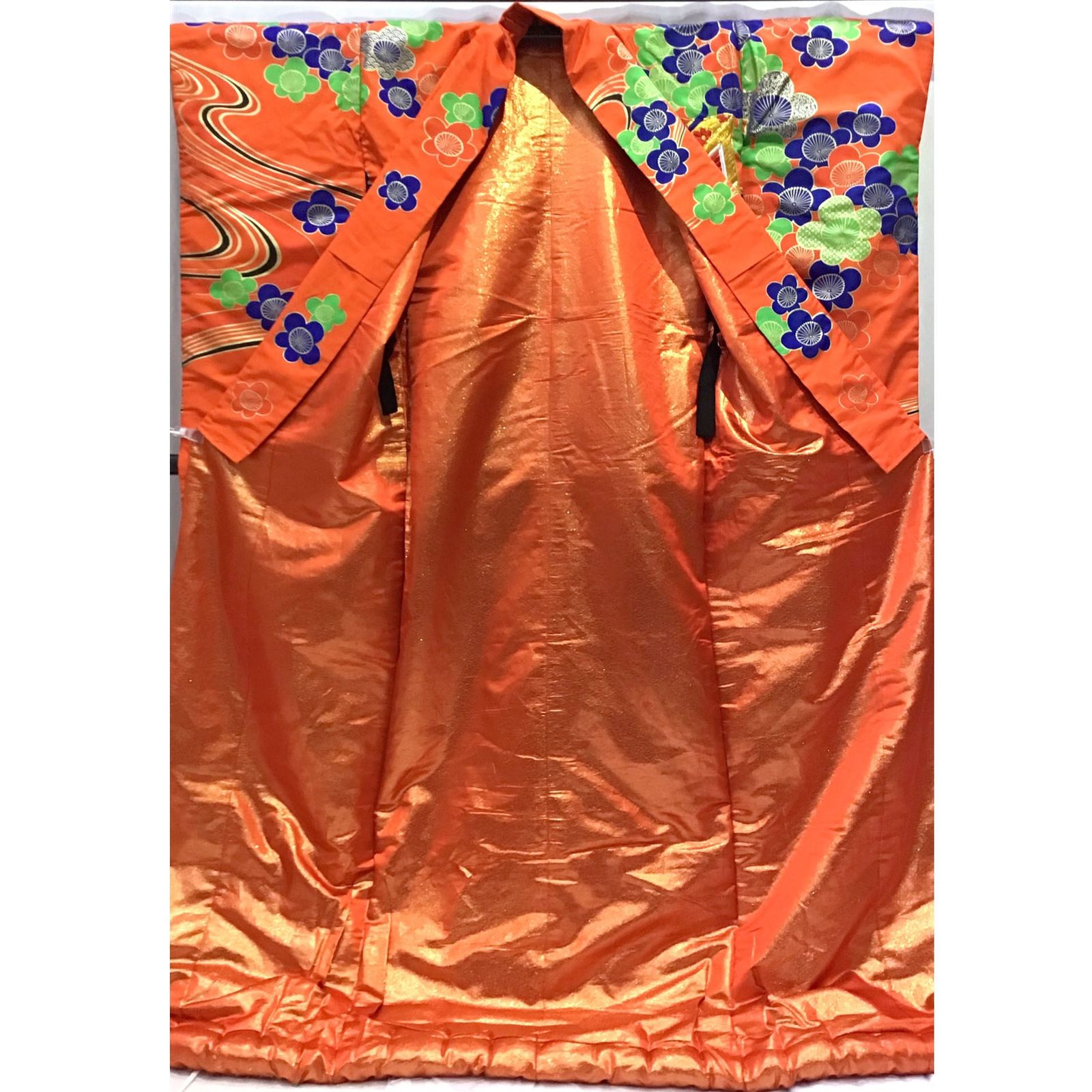 着物 打掛 刺繍 御所車 鶴 赤系地 No 200701 1671 梱包サイズ80