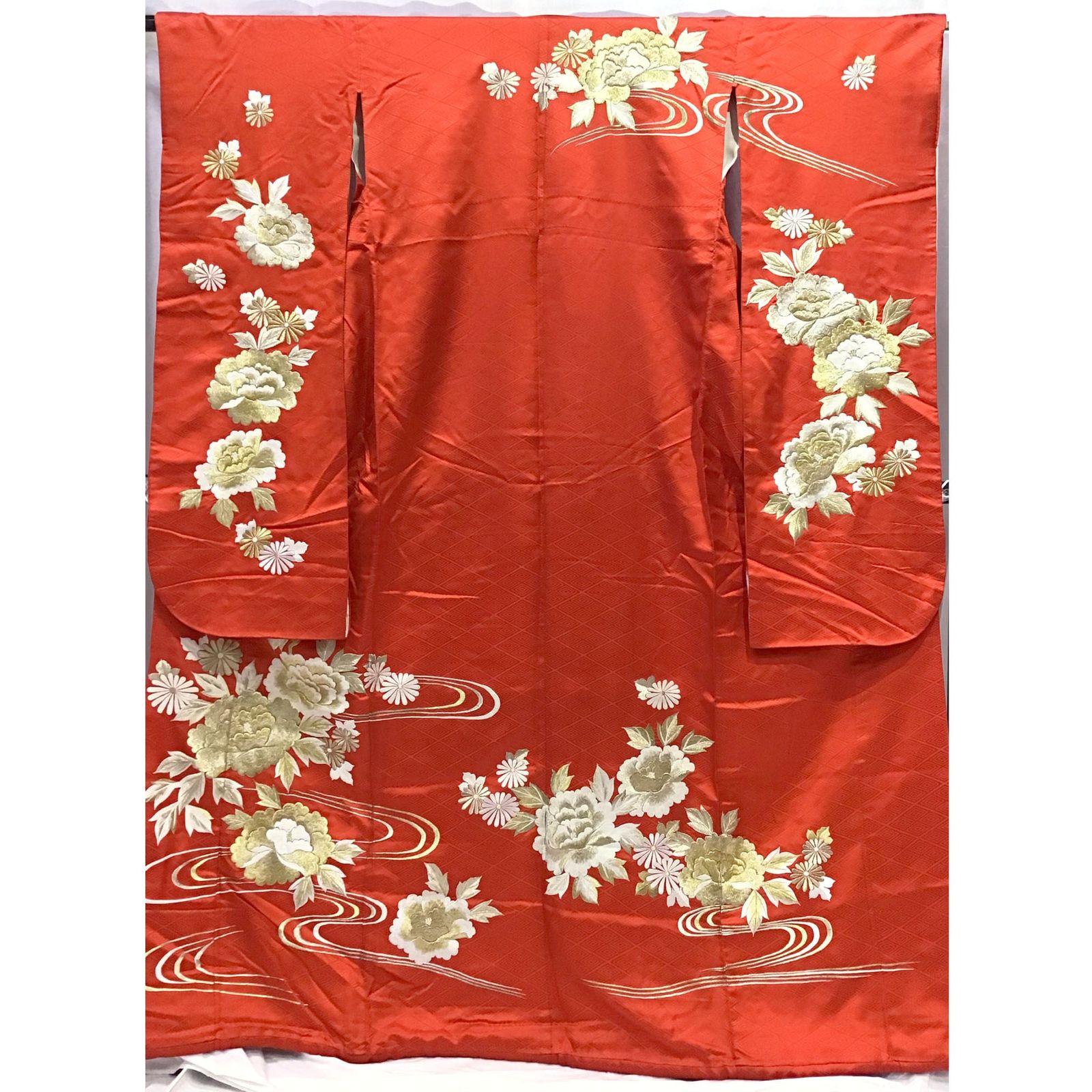 着物 引き振袖 刺繍 花 赤系地 No 200701 1677 梱包サイズ80