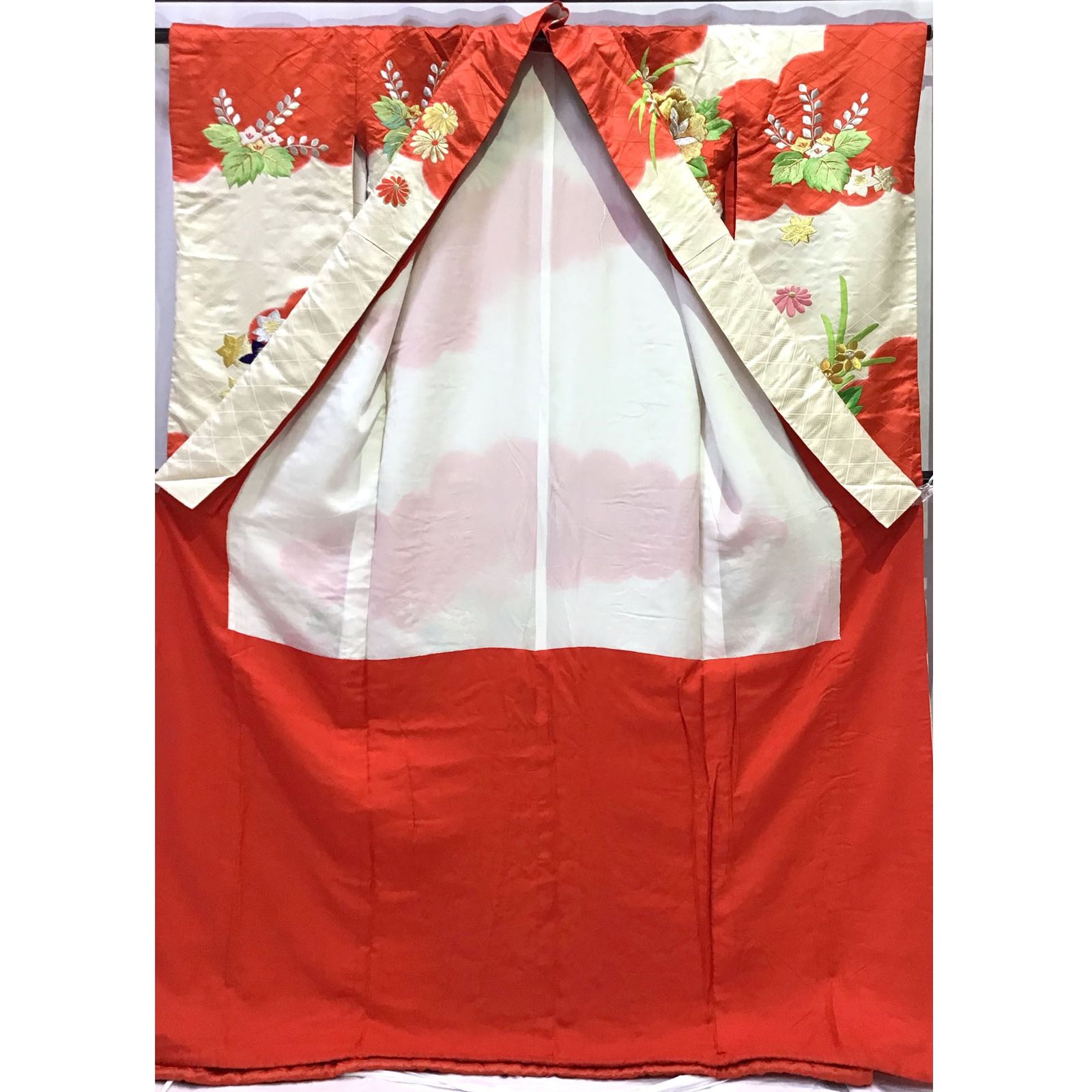 着物 引き振袖 刺繍 鳳凰 花 赤系地 No 200701 1678 梱包サイズ80