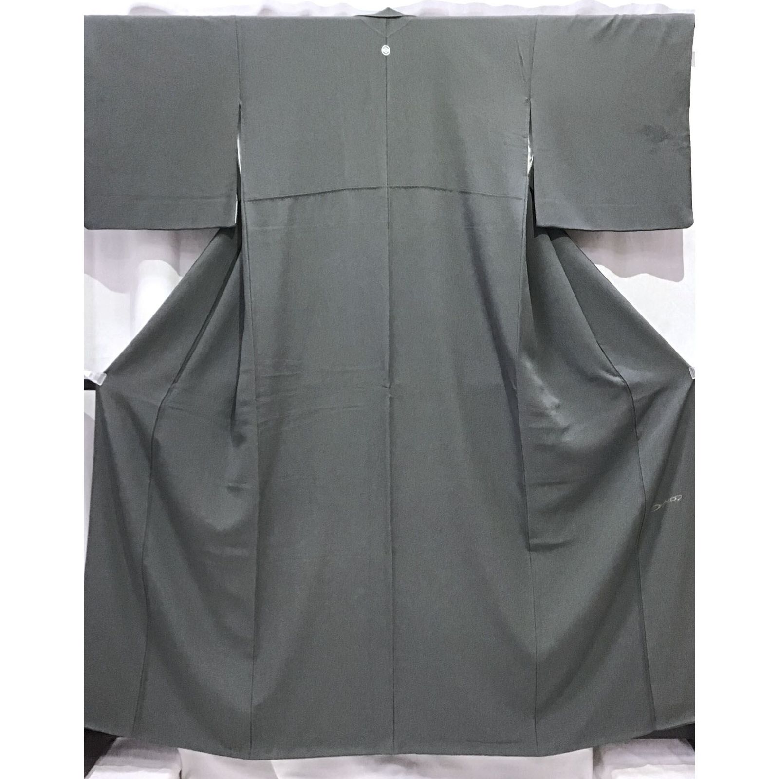 着物 色無地 一つ紋 正絹 グレー系地 No 200701 1711 梱包サイズ80