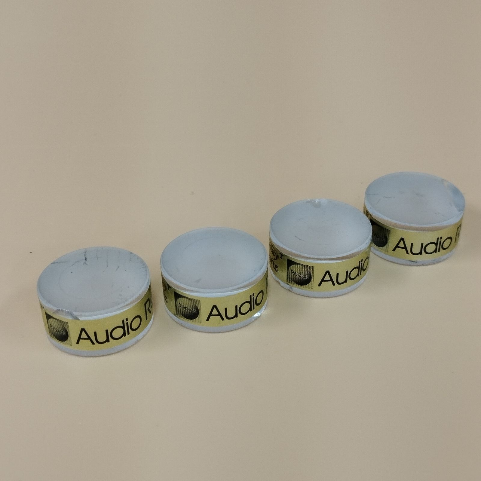 D29242 オーディオリプラス AUDIO REPLAS インシュレーター 4個 OPT-1S HR 4P