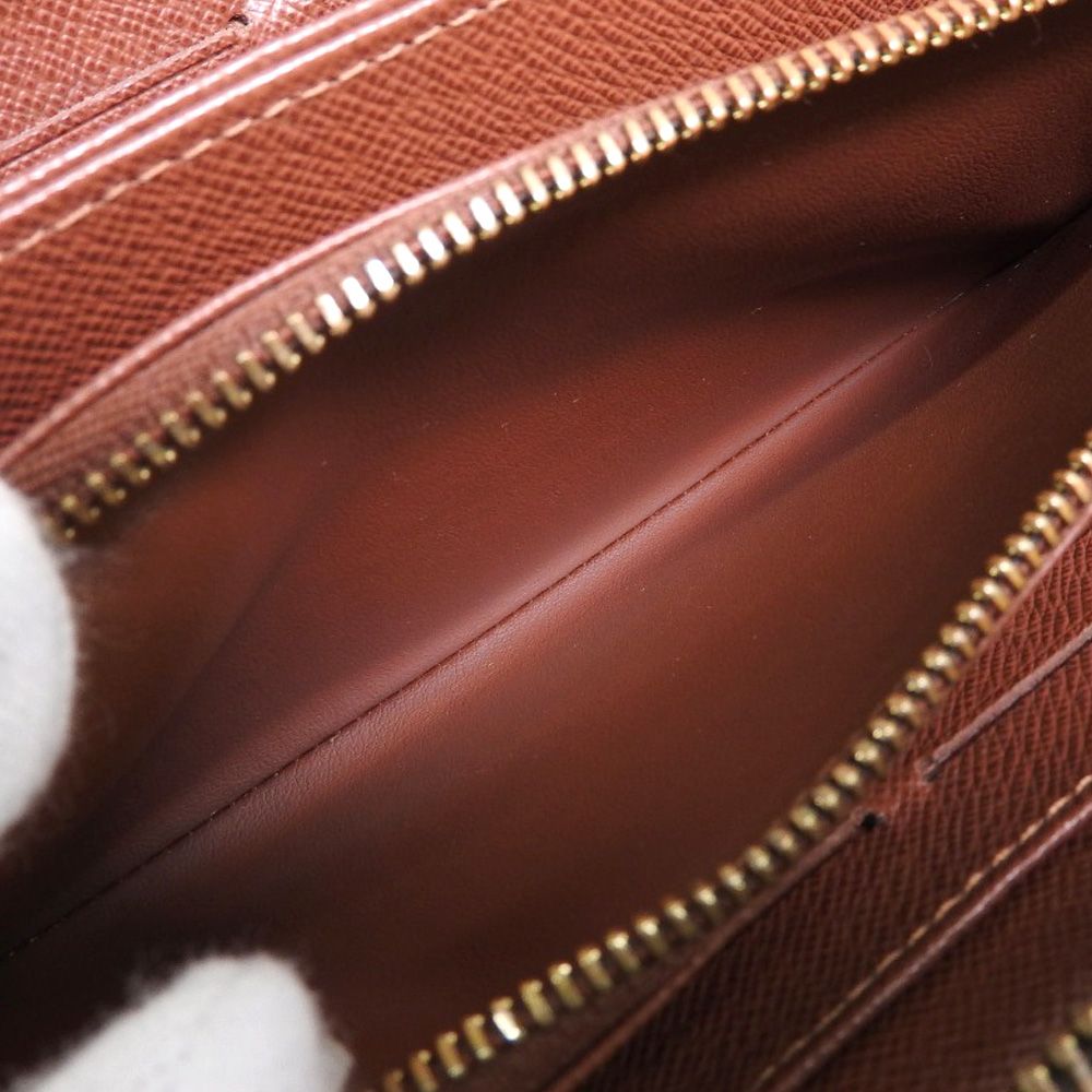 VUITTON モノグラム