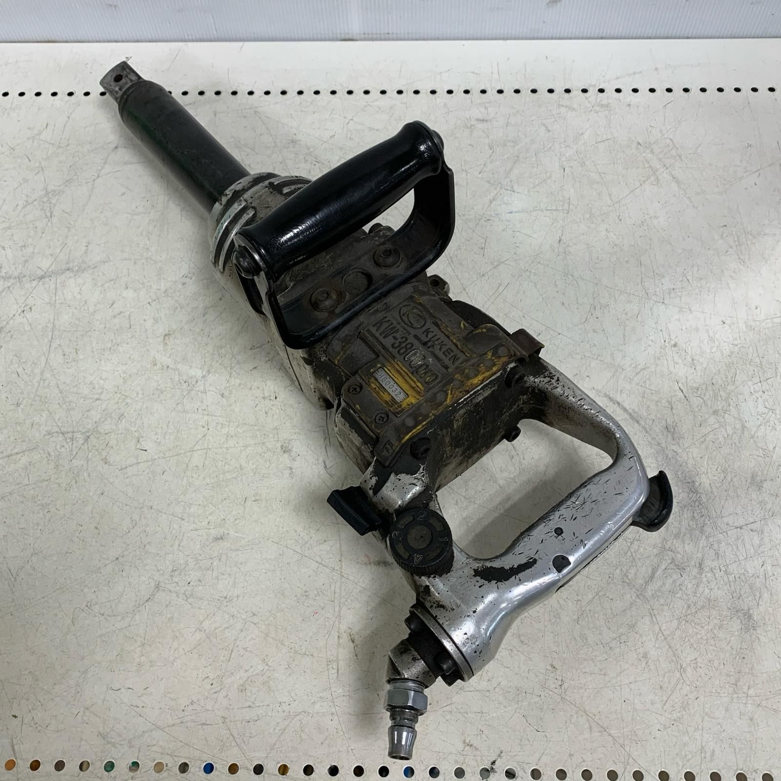 ♭♭空研工業 インパクトレンチ 本体のみ エア工具 常圧 KW-3800pro シルバー