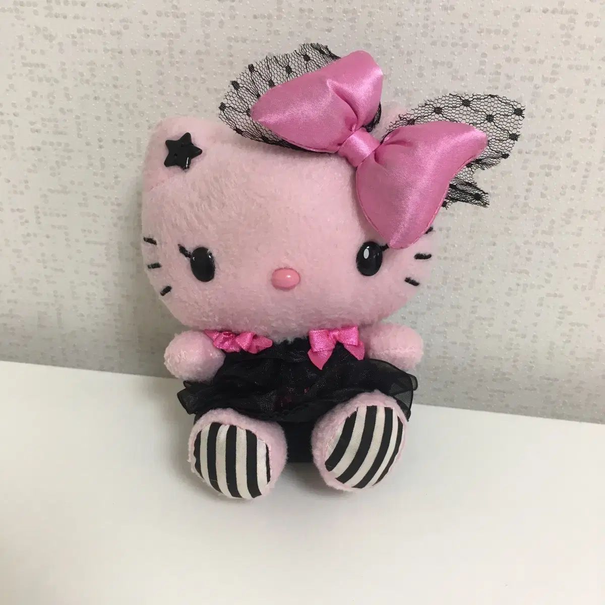 クラシック hello kitty vivitix まつ毛 ギャル ぬいぐるみ