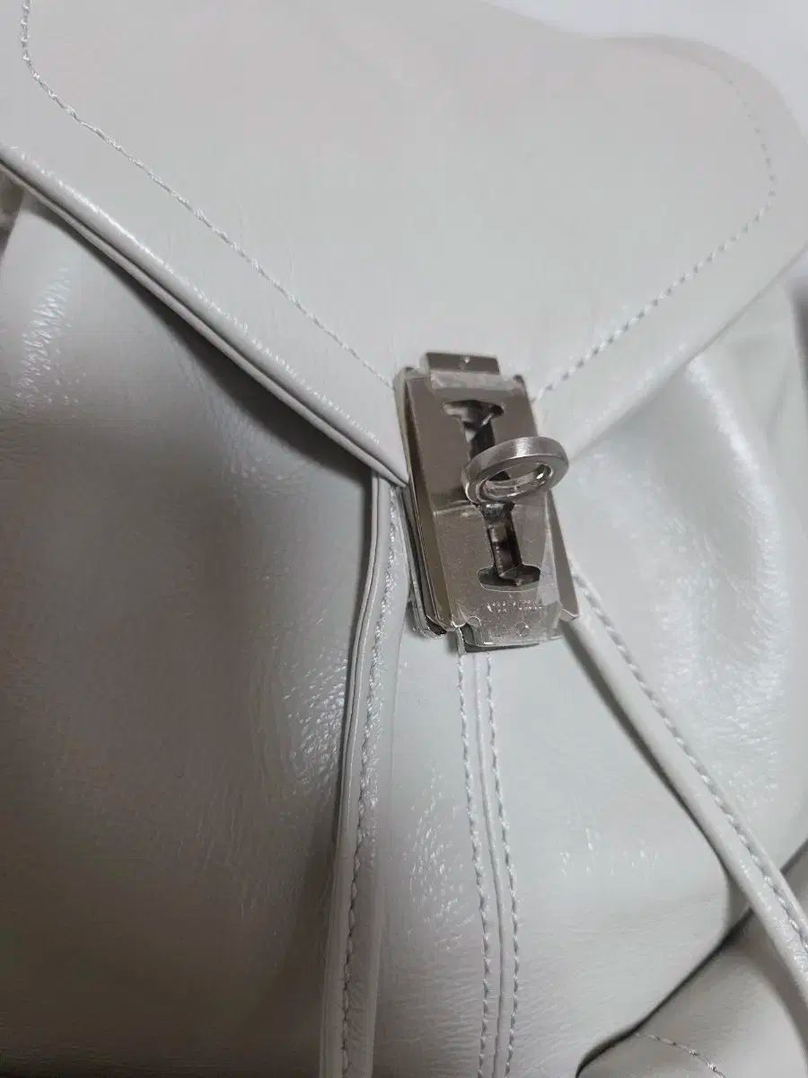  vunque アイボリー バックパック リュック バックパック バッグ