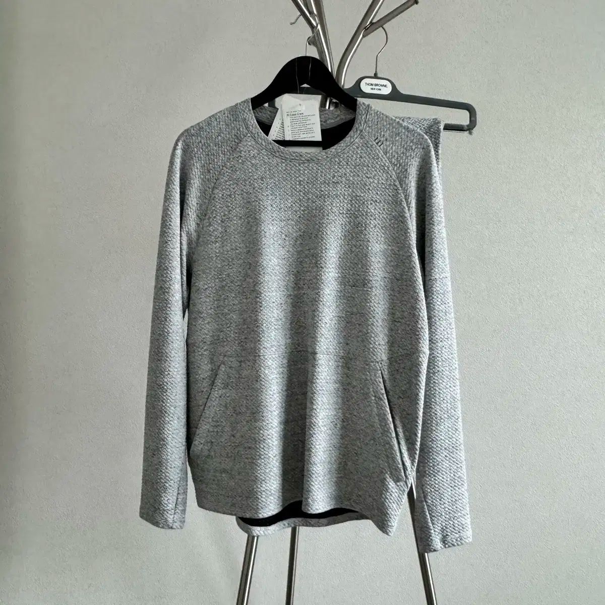 ルルレモン AT EASE クルー ジョガー セットアップ M