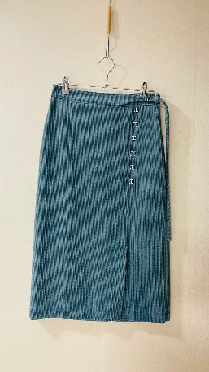 DEWL デュエル 感 コーデュロイ ゴールデン スカート 55 17万円台