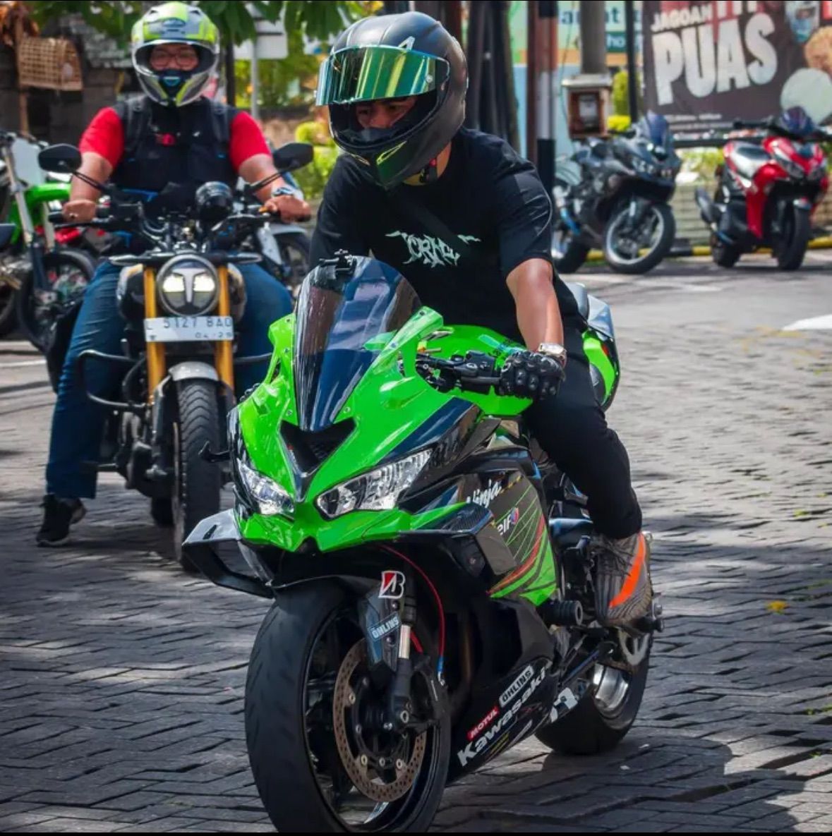 ZX25R/ZX25RR/ZX4RR ウイングレット受注製造