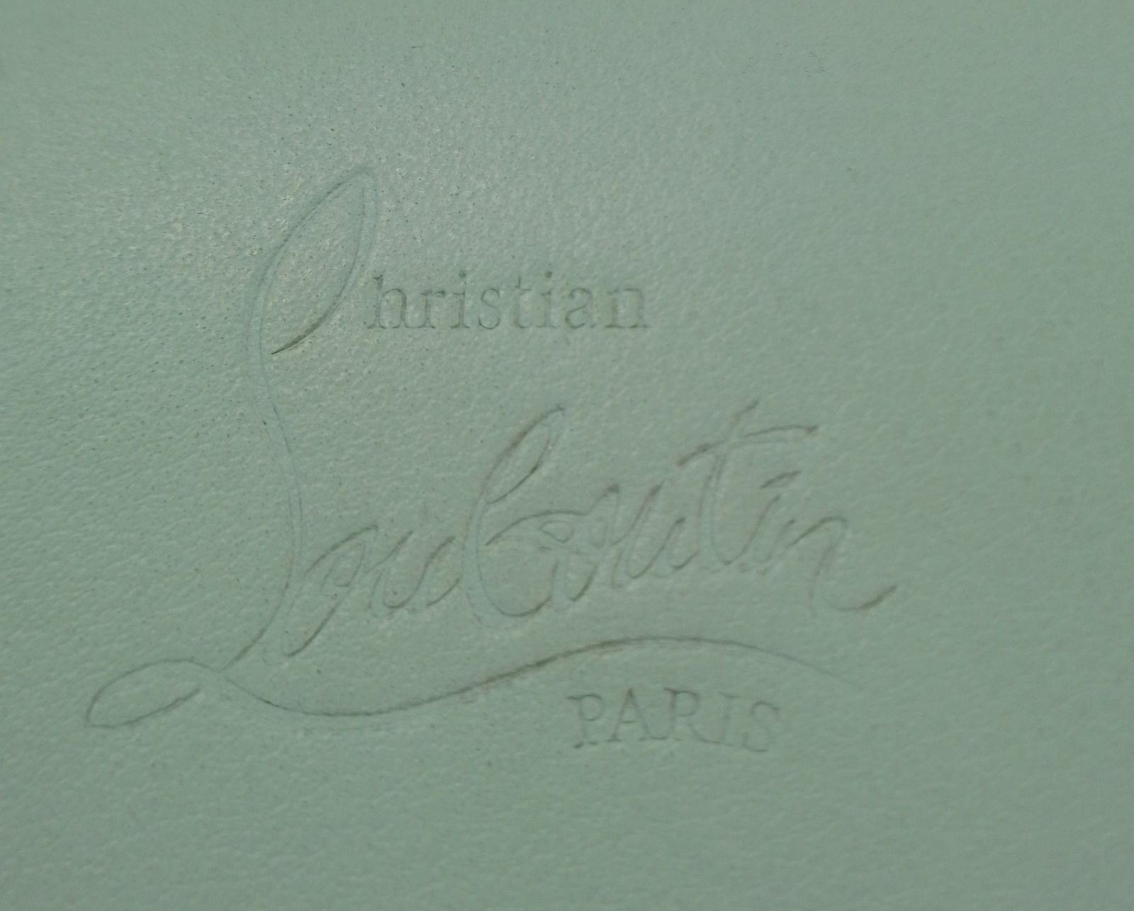 クリスチャンルブタン