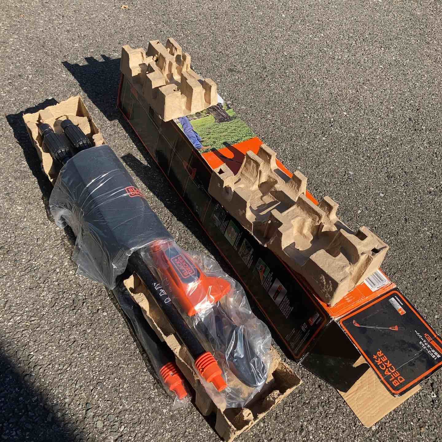 Black Decker ブラックアンドデッカー コードレス高枝ポールチェーンソー