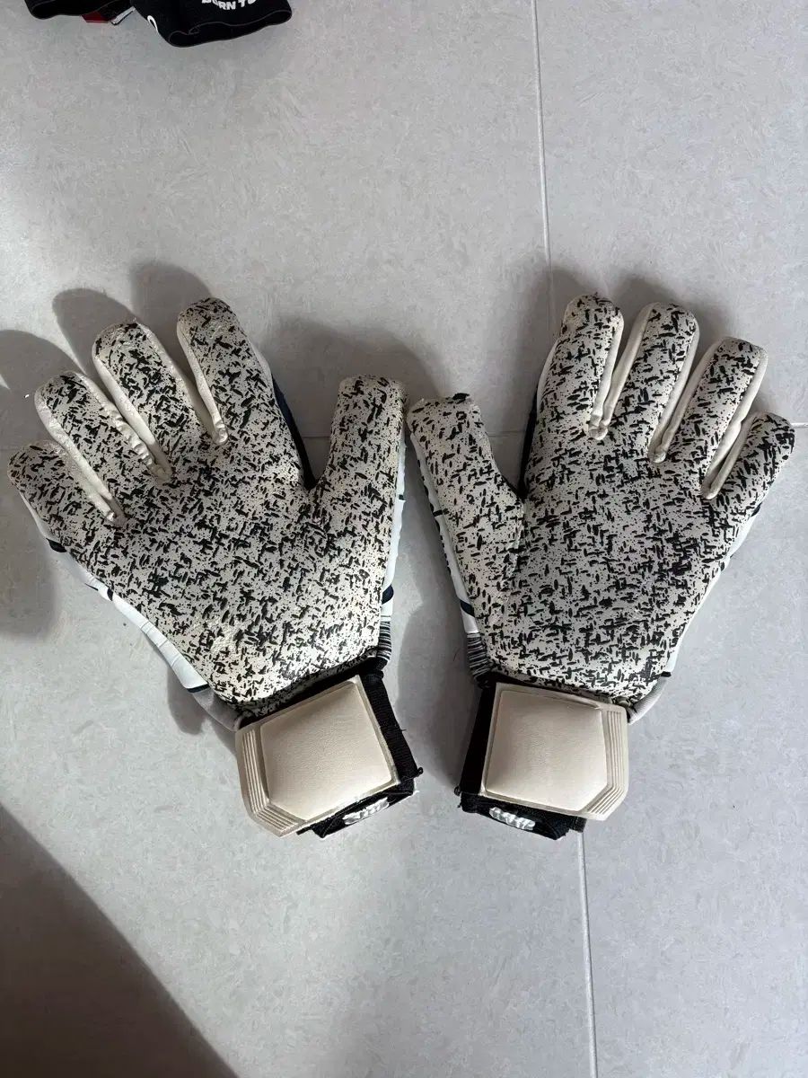 ウールスポーツ ゴールキーパー手袋 白 ネイビー 10号