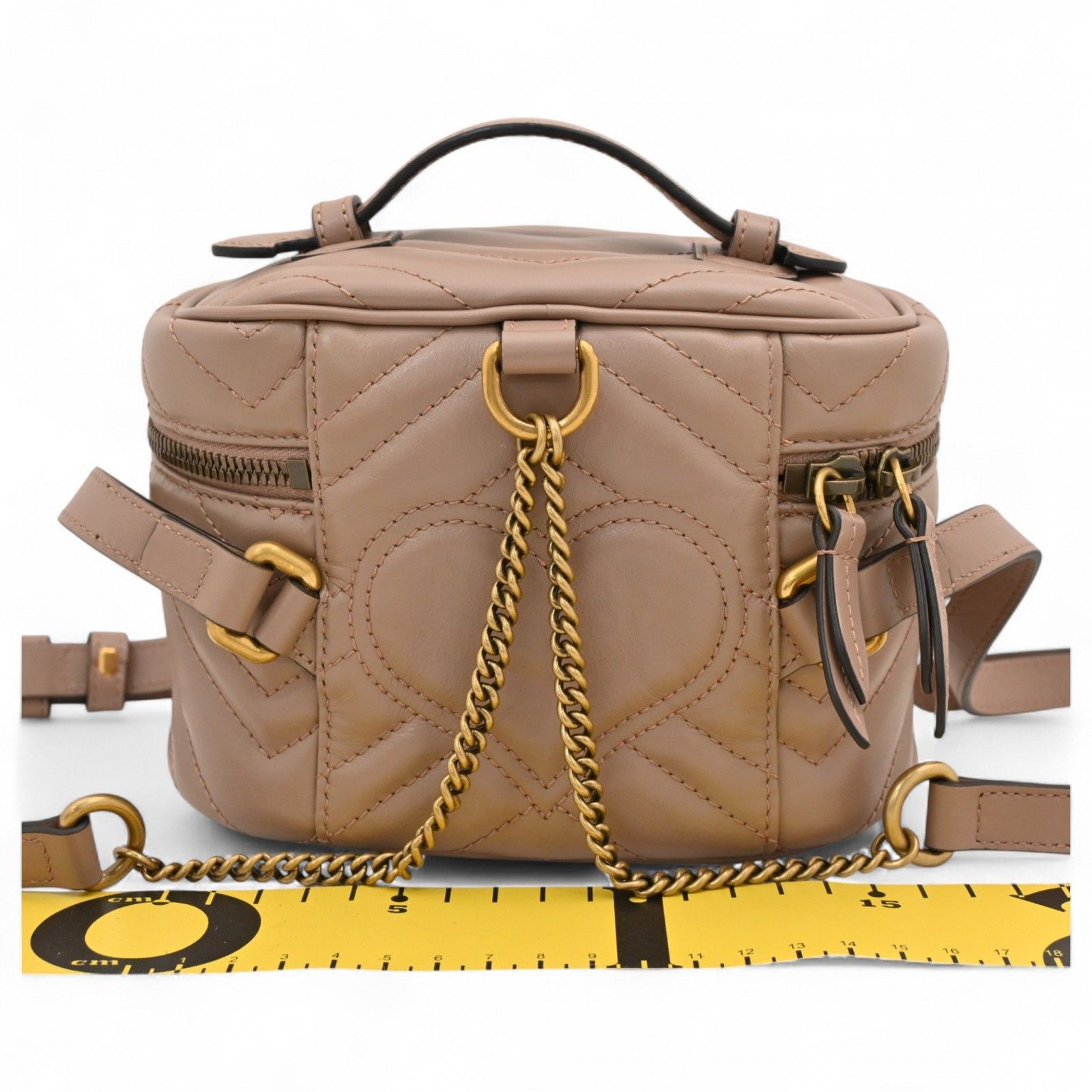 グッチ GGマーモント リュックサック キルティングレザー ベージュ Aランク gu8867bf