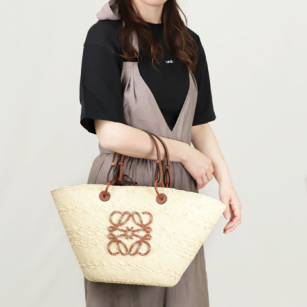 ロエベ LOEWE かごバッグ バスケットバッグ アナグラム A223T43X02 ベージュ系 2435 NATURALE TAN ギフト不可 お取り寄せ