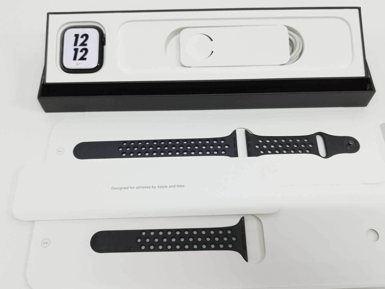 Apple Watch Nike Series 7 GPS 45mm A2474 ミッドナイト MKNC3J A 4