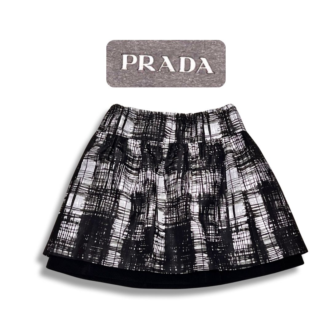 PRADA プラダ チェック柄 シルク フ ひざ上丈 スカート ブラック ホワイト size 38S