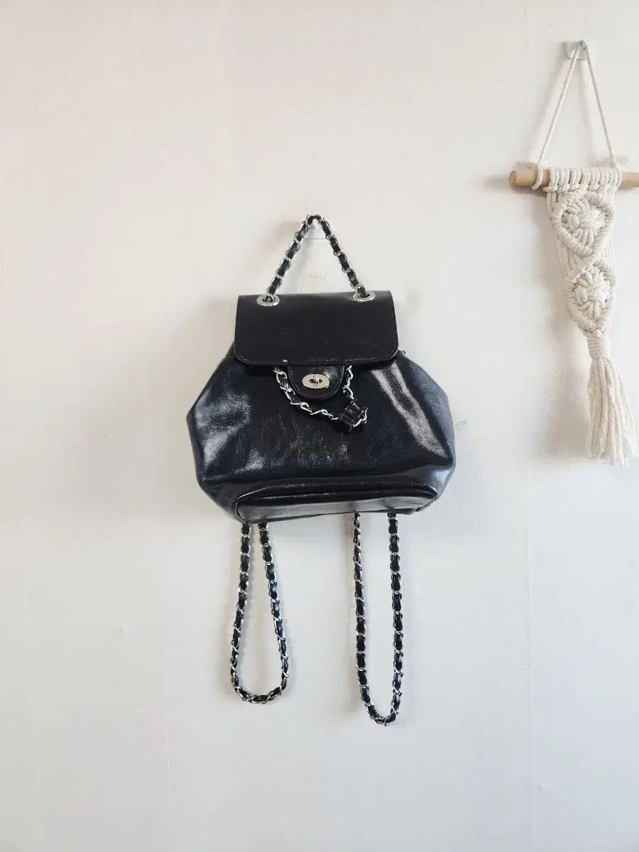 アノエティック チェーン バックパック