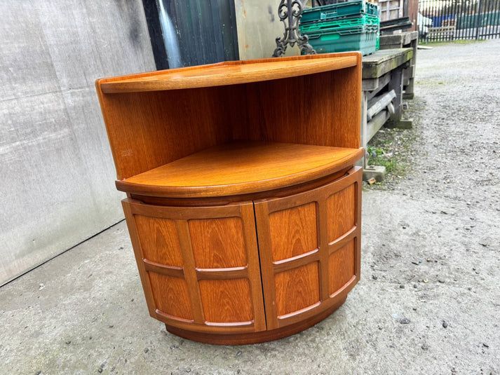 コーナーキャビネット NATHAN ヴィンテージ イギリス コンソール