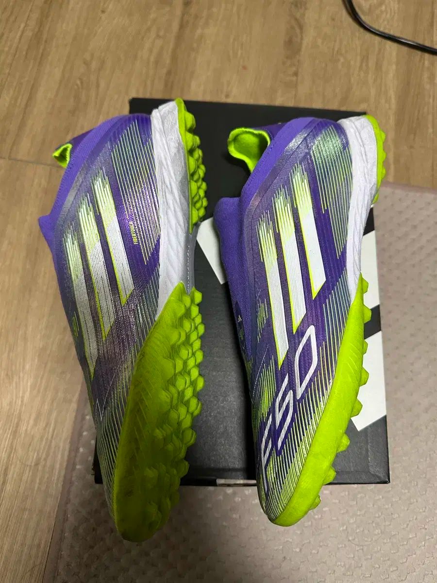 サッカーシューズ