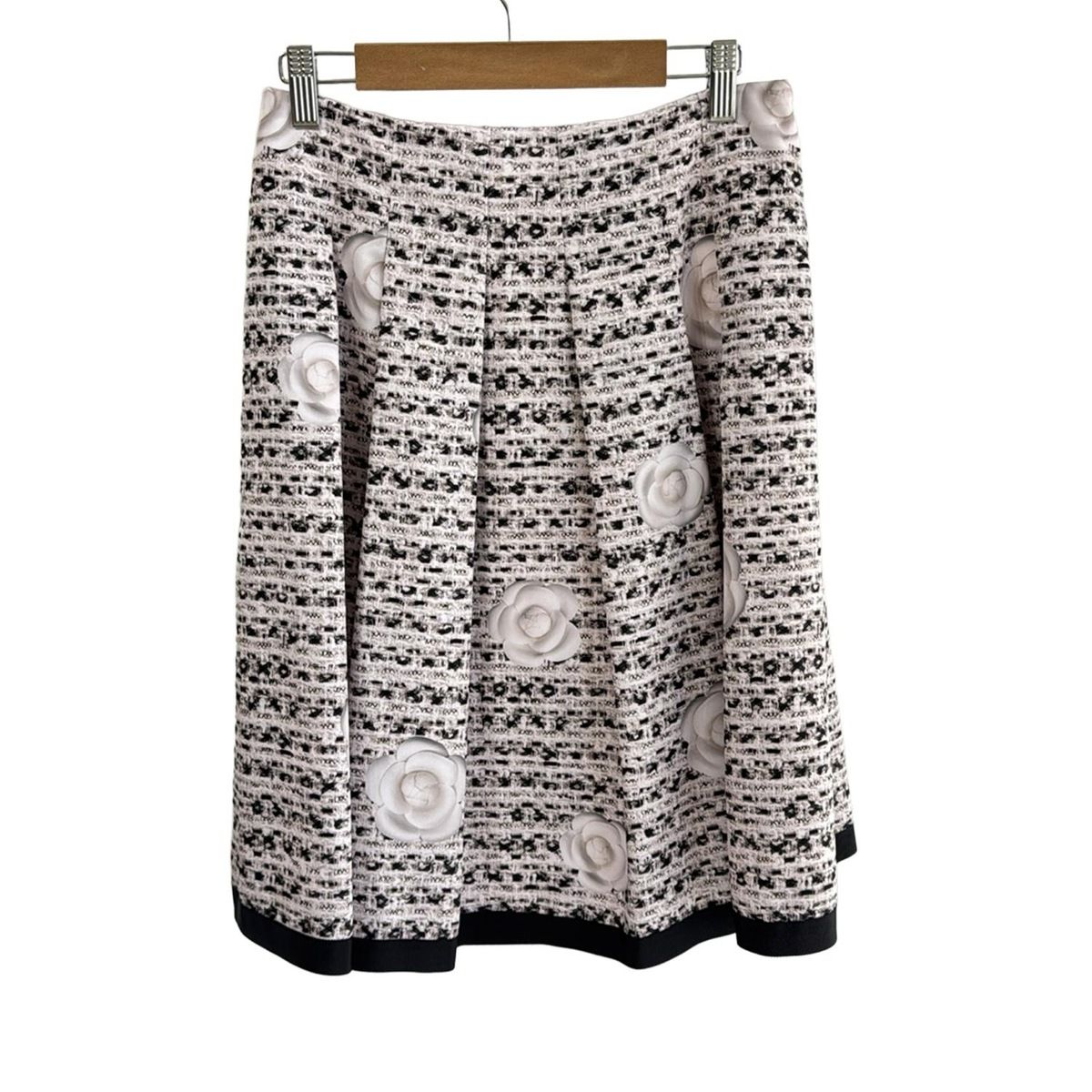 M S GRACY エムズグレイシー スカート サイズ40 レディース ライトピンク 黒 ひざ丈 花柄