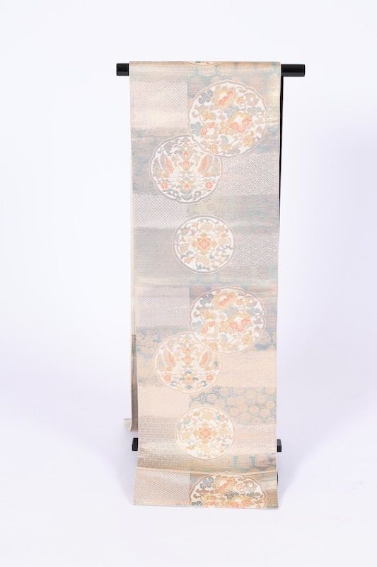 袋帯　ゴールド　ブルー　珊瑚色　白　鳳凰　花　紗綾形　疋田　B1157 袋帯 ゴールド ブルー 珊瑚色 白 鳳凰 花 紗綾形 疋田 B1157 - メルカリ