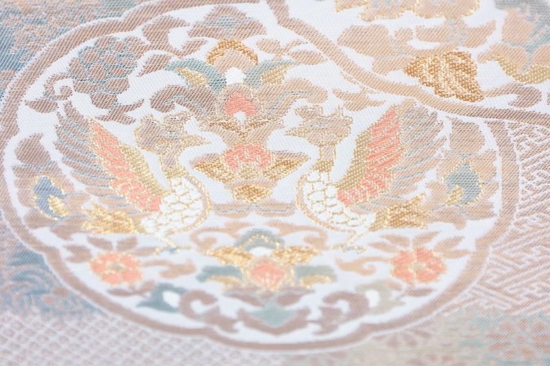 袋帯　ゴールド　ブルー　珊瑚色　白　鳳凰　花　紗綾形　疋田　B1157 袋帯 ゴールド ブルー 珊瑚色 白 鳳凰 花 紗綾形 疋田 B1157 - メルカリ