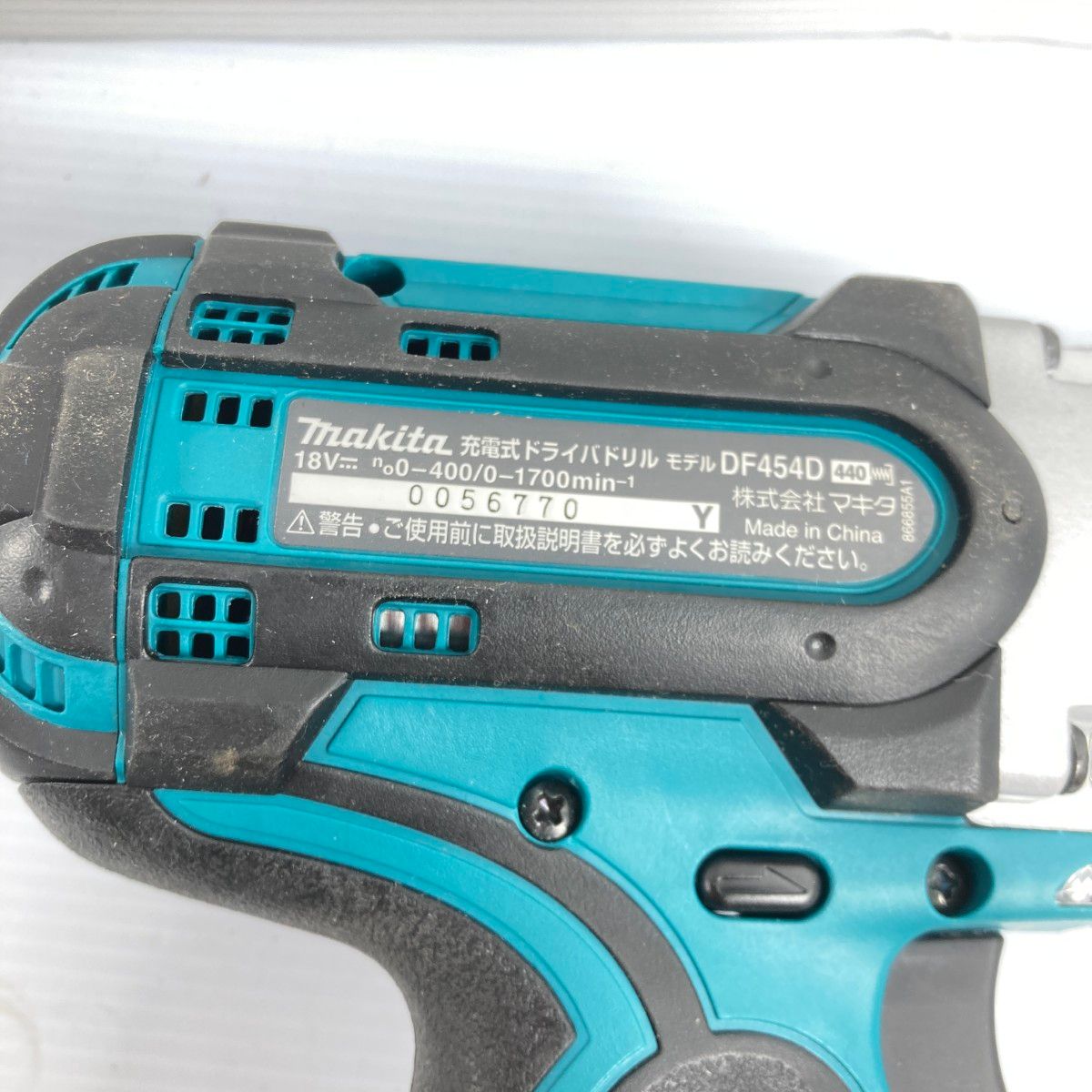 バッテリは付属しません