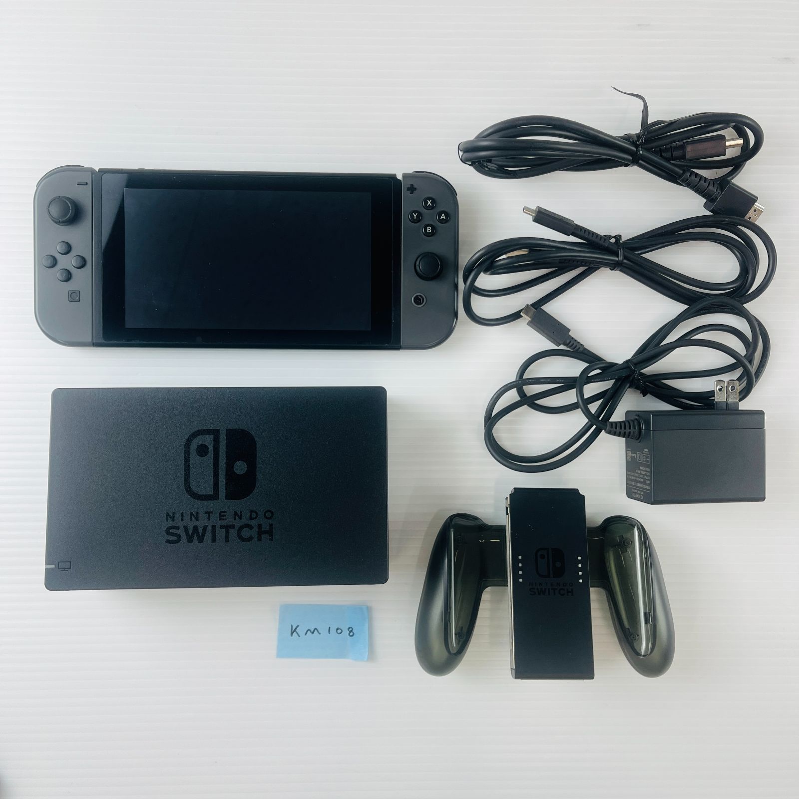 KM108 すぐ遊べるセット 充電グリップセット ニンテンドー Nintendo スイッチ Switch バッテリー強化版 HAC-001 -01 ジョイコン×2個 ドッグ HDMIケーブル ACアダプター 充電グリップ AtoC USBコネクター