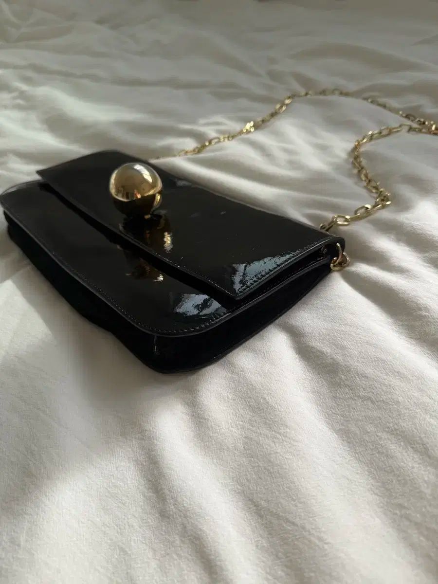 クラッチバッグ