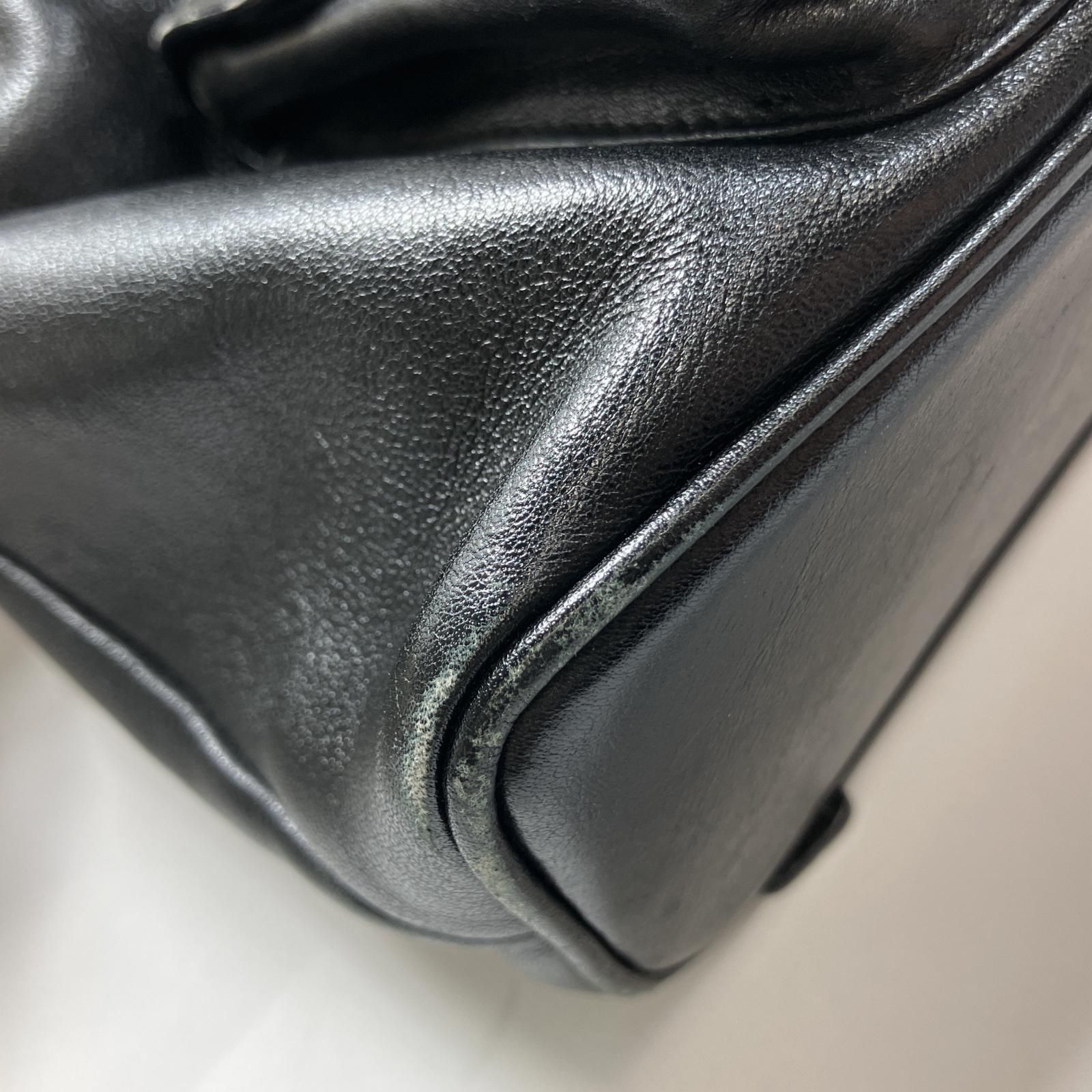 リュック 一部破損有