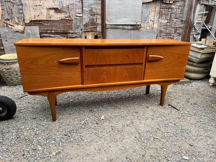 サイドボード Jentique ヴィンテージ イギリス キャビネット ジェン