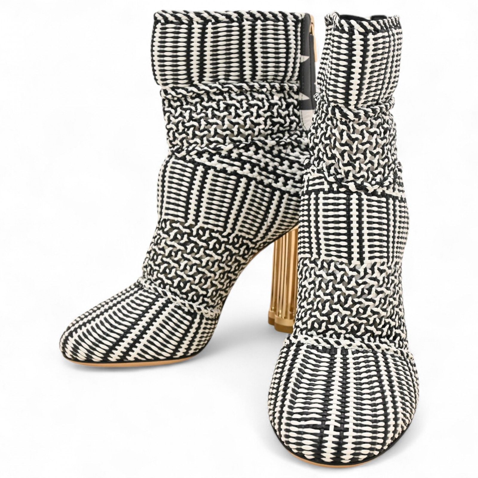 サルヴァトーレフェラガモ ショートブーツ ホワイト×ブラック Aランク sf 5612 cv